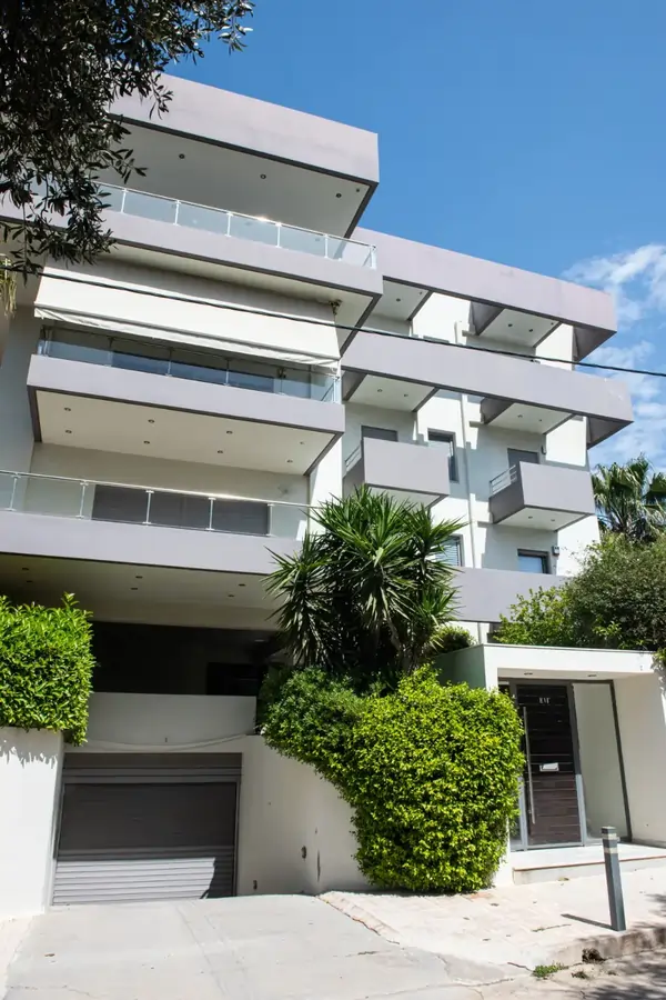 M. Raptis Luxury Living